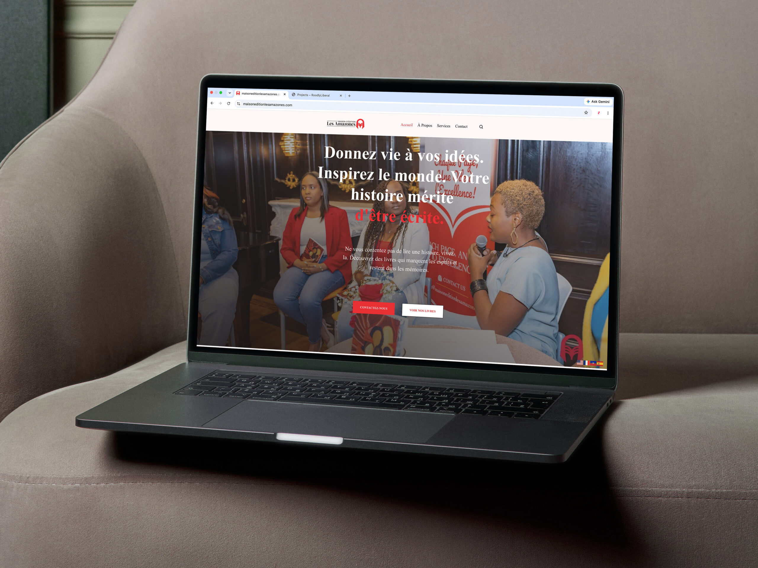 Free Elegant Website Branding Laptop Mockupggg